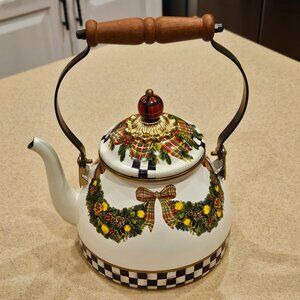 RARE MACKENZIE CHILDS EVERGREEN CHRISTMAS COURTLY CHECK ENAMEL TEA KETTLE POT